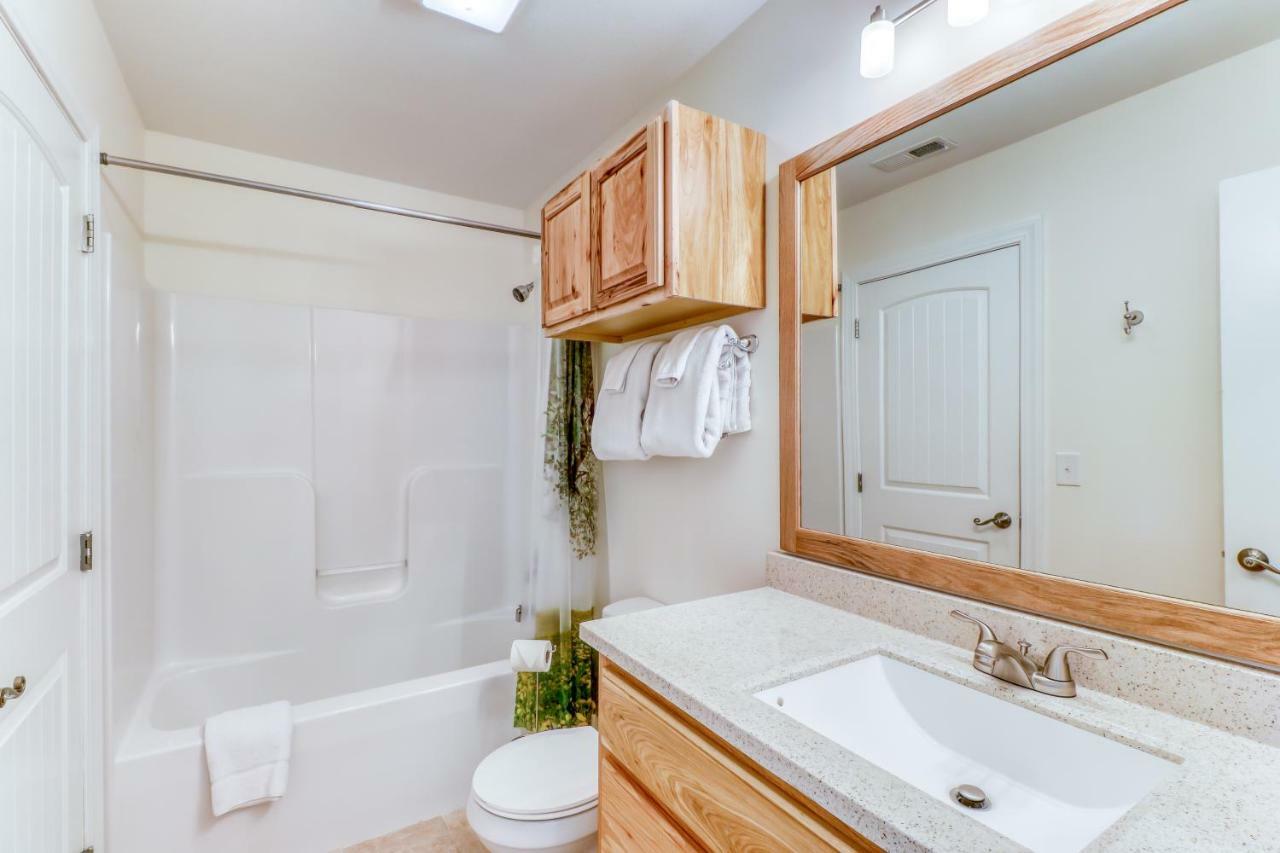 2 Bed 2 Bath Vacation Home In Whittier III Bagian luar foto