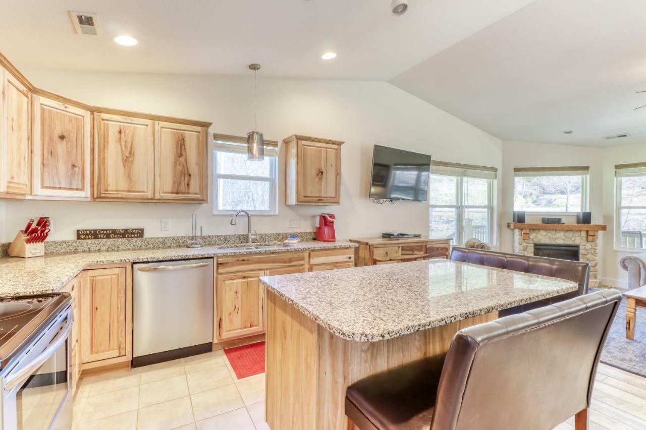 2 Bed 2 Bath Vacation Home In Whittier III Bagian luar foto