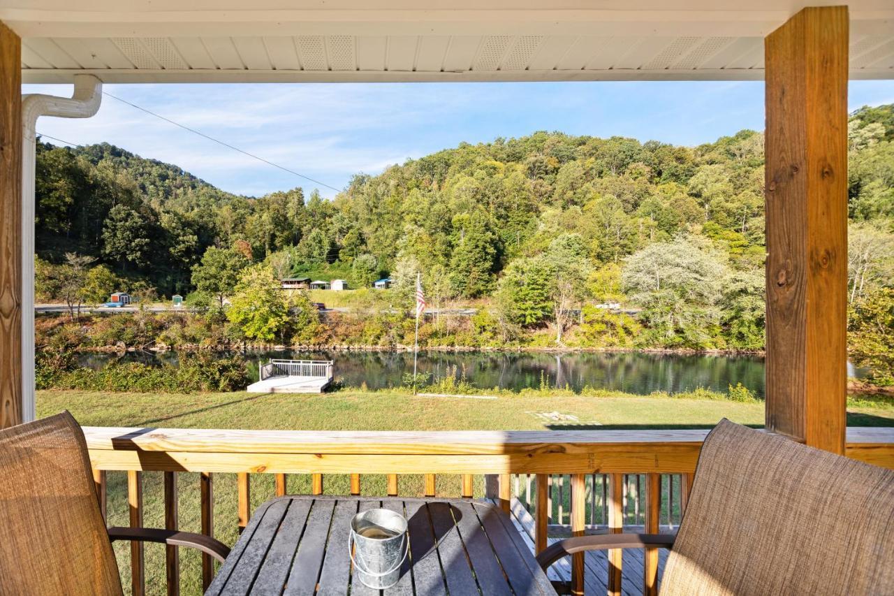 2 Bed 2 Bath Vacation Home In Whittier III Bagian luar foto