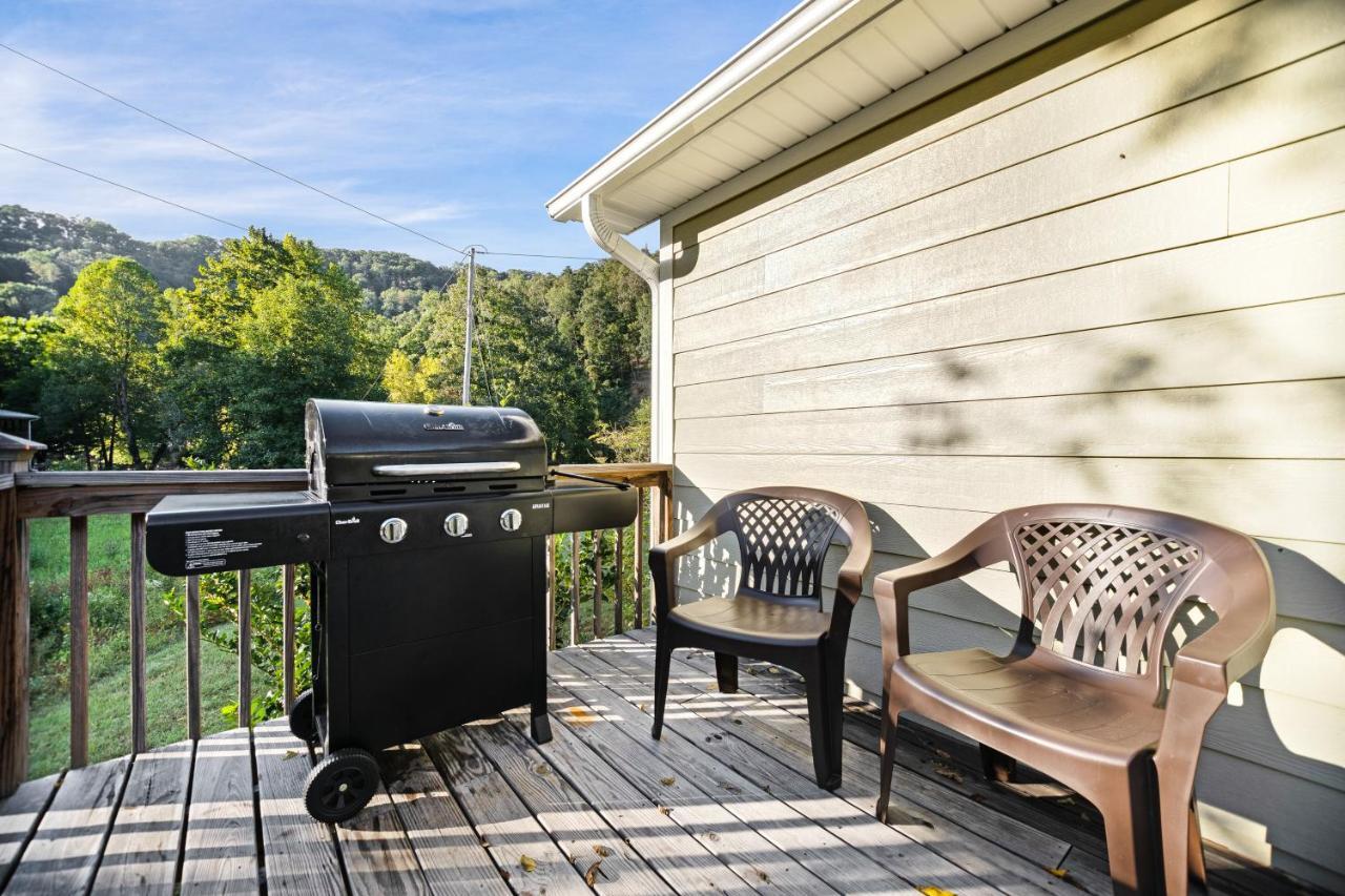 2 Bed 2 Bath Vacation Home In Whittier III Bagian luar foto